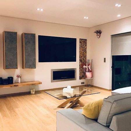 Luxury & Stylish Family Apartment Ateny Zewnętrze zdjęcie